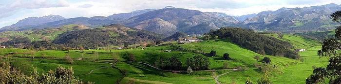 Asturias, Paraiso Natural Circuito Puente de la Inmaculada y Constitucion