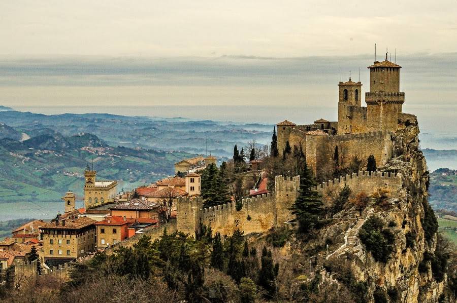 San Marino E Toscânia